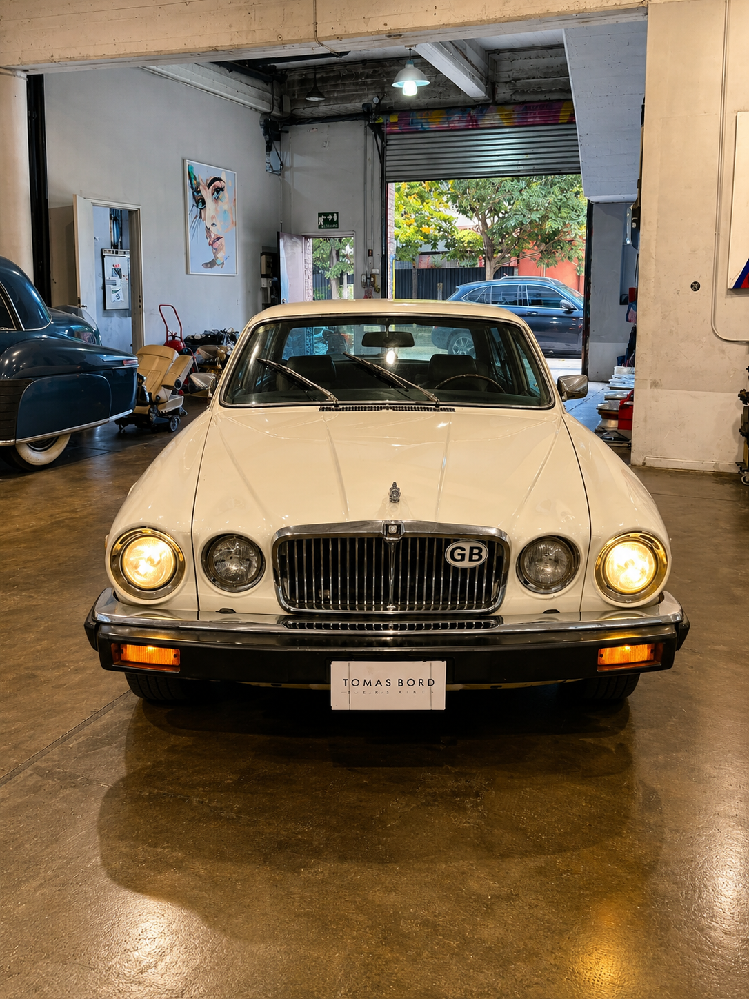 Jaguar XJ6 Serie III — frontal